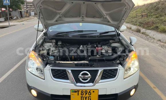 Buy Used Nissan Dualis White Car in Dar es Salaam in Dar es Salaam Buy Used Nissan Dualis White Car in Dar es Salaam in Dar es Salaam