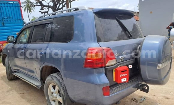 Nunua Ilio tumika Toyota Land Cruiser Bluu Gari ndani ya Dar es Salaam nchini Dar es Salaam Nunua Ilio tumika Toyota Land Cruiser Bluu Gari ndani ya Dar es Salaam nchini Dar es Salaam