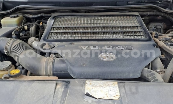 Nunua Ilio tumika Toyota Land Cruiser Bluu Gari ndani ya Dar es Salaam nchini Dar es Salaam Nunua Ilio tumika Toyota Land Cruiser Bluu Gari ndani ya Dar es Salaam nchini Dar es Salaam