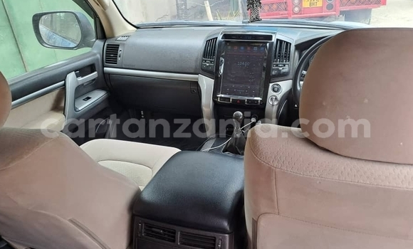 Nunua Ilio tumika Toyota Land Cruiser Bluu Gari ndani ya Dar es Salaam nchini Dar es Salaam Nunua Ilio tumika Toyota Land Cruiser Bluu Gari ndani ya Dar es Salaam nchini Dar es Salaam