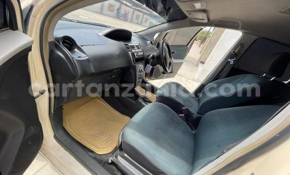Nunua Ilio tumika Toyota Vitz Nyeupe Gari ndani ya Dar es Salaam nchini Dar es Salaam Nunua Ilio tumika Toyota Vitz Nyeupe Gari ndani ya Dar es Salaam nchini Dar es Salaam