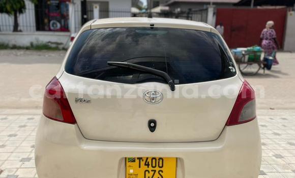 Nunua Ilio tumika Toyota Vitz Nyeupe Gari ndani ya Dar es Salaam nchini Dar es Salaam Nunua Ilio tumika Toyota Vitz Nyeupe Gari ndani ya Dar es Salaam nchini Dar es Salaam