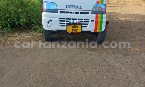 Buy Used Suzuki Carry White Car in Moshi in Kilimanjaro Buy Used Suzuki Carry White Car in Moshi in Kilimanjaro