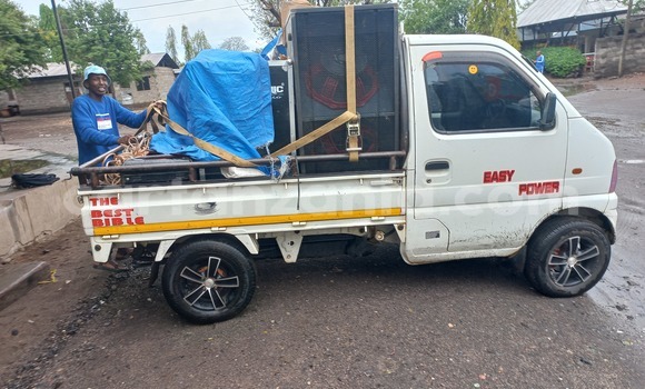 Buy Used Suzuki Carry White Car in Moshi in Kilimanjaro Buy Used Suzuki Carry White Car in Moshi in Kilimanjaro
