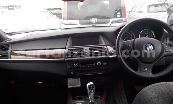 Nunua Imported BMW X5 Nyeusi Gari ndani ya Dar es Salaam nchini Dar es Salaam Nunua Imported BMW X5 Nyeusi Gari ndani ya Dar es Salaam nchini Dar es Salaam