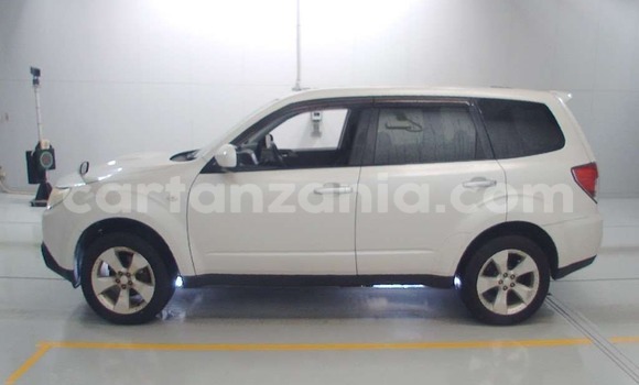 Nunua Imported Subaru Forester Nyeupe Gari ndani ya Dar es Salaam nchini Dar es Salaam Nunua Imported Subaru Forester Nyeupe Gari ndani ya Dar es Salaam nchini Dar es Salaam