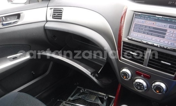 Nunua Imported Subaru Forester Nyeupe Gari ndani ya Dar es Salaam nchini Dar es Salaam Nunua Imported Subaru Forester Nyeupe Gari ndani ya Dar es Salaam nchini Dar es Salaam