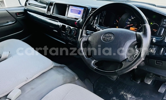 Buy Used Toyota Hiace Silver Car in Dar es Salaam in Dar es Salaam Buy Used Toyota Hiace Silver Car in Dar es Salaam in Dar es Salaam