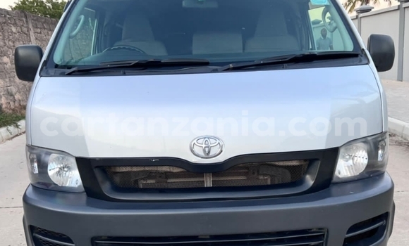 Buy Used Toyota Hiace Silver Car in Dar es Salaam in Dar es Salaam Buy Used Toyota Hiace Silver Car in Dar es Salaam in Dar es Salaam