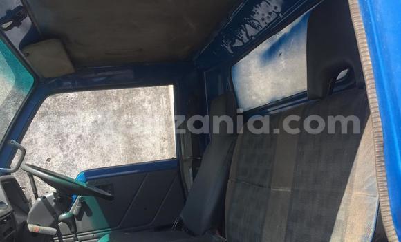 Buy Import Mitsubishi Fuso Fighter Blue Truck in Dar es Salaam in Dar es Salaam Buy Import Mitsubishi Fuso Fighter Blue Truck in Dar es Salaam in Dar es Salaam