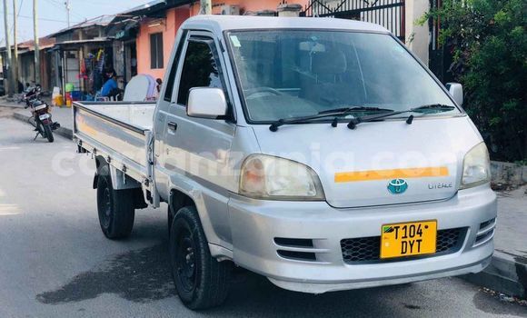 Buy Used Toyota LiteAce Silver Car in Dar es Salaam in Dar es Salaam