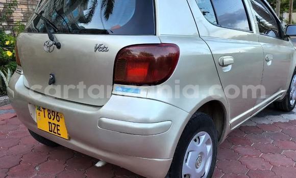 Nunua Ilio tumika Toyota Vitz Beige Gari ndani ya Dar es Salaam nchini Dar es Salaam Nunua Ilio tumika Toyota Vitz Beige Gari ndani ya Dar es Salaam nchini Dar es Salaam