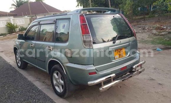 Nunua Ilio tumika Nissan X–Trail Kijani Gari ndani ya Dar es Salaam nchini Dar es Salaam Nunua Ilio tumika Nissan X–Trail Kijani Gari ndani ya Dar es Salaam nchini Dar es Salaam