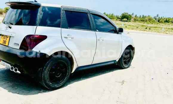 Nunua Ilio tumika Toyota IST Fedha Gari ndani ya Dar es Salaam nchini Dar es Salaam Nunua Ilio tumika Toyota IST Fedha Gari ndani ya Dar es Salaam nchini Dar es Salaam