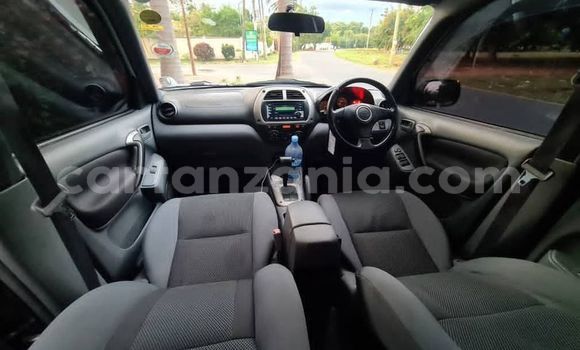 Buy Used Toyota RAV4 Silver Car in Dar es Salaam in Dar es Salaam Buy Used Toyota RAV4 Silver Car in Dar es Salaam in Dar es Salaam