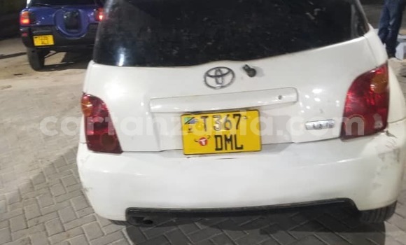 Buy Used Toyota IST White Car in Dar es Salaam in Dar es Salaam Buy Used Toyota IST White Car in Dar es Salaam in Dar es Salaam
