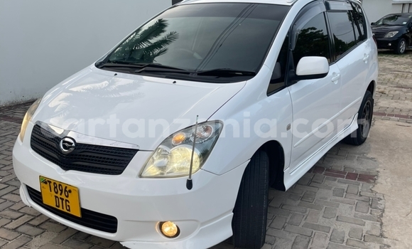 Buy Used Toyota Spacio White Car in Dar es Salaam in Dar es Salaam Buy Used Toyota Spacio White Car in Dar es Salaam in Dar es Salaam
