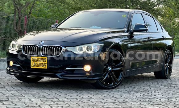 Nunua Imported Toyota Crown Nyeusi Gari ndani ya Dar es Salaam nchini Dar es Salaam Nunua Imported Toyota Crown Nyeusi Gari ndani ya Dar es Salaam nchini Dar es Salaam