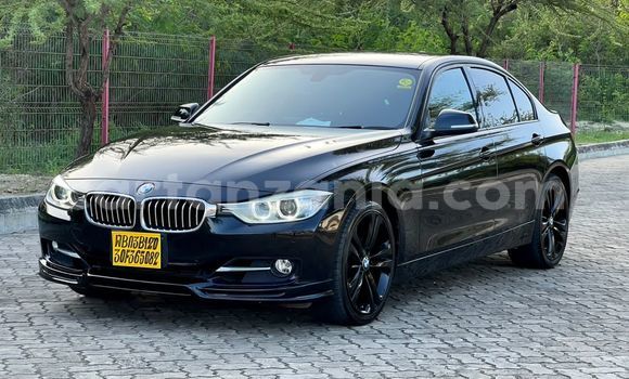 Nunua Imported Toyota Crown Nyeusi Gari ndani ya Dar es Salaam nchini Dar es Salaam Nunua Imported Toyota Crown Nyeusi Gari ndani ya Dar es Salaam nchini Dar es Salaam