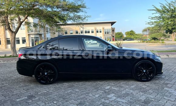 Nunua Imported Toyota Crown Nyeusi Gari ndani ya Dar es Salaam nchini Dar es Salaam Nunua Imported Toyota Crown Nyeusi Gari ndani ya Dar es Salaam nchini Dar es Salaam