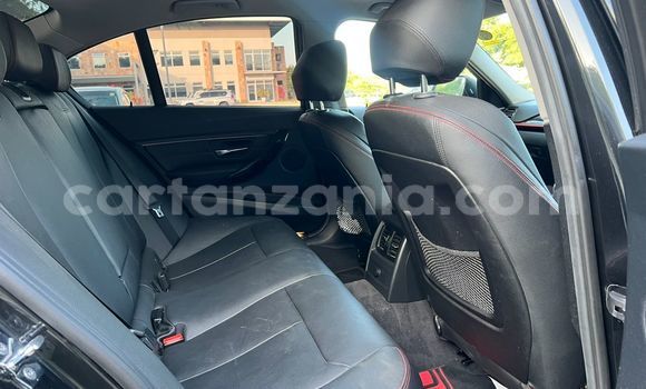 Nunua Imported Toyota Crown Nyeusi Gari ndani ya Dar es Salaam nchini Dar es Salaam Nunua Imported Toyota Crown Nyeusi Gari ndani ya Dar es Salaam nchini Dar es Salaam