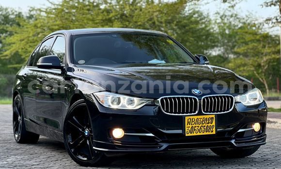 Nunua Imported Toyota Crown Nyeusi Gari ndani ya Dar es Salaam nchini Dar es Salaam Nunua Imported Toyota Crown Nyeusi Gari ndani ya Dar es Salaam nchini Dar es Salaam