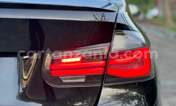 Nunua Imported Toyota Crown Nyeusi Gari ndani ya Dar es Salaam nchini Dar es Salaam Nunua Imported Toyota Crown Nyeusi Gari ndani ya Dar es Salaam nchini Dar es Salaam