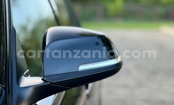 Nunua Imported Toyota Crown Nyeusi Gari ndani ya Dar es Salaam nchini Dar es Salaam Nunua Imported Toyota Crown Nyeusi Gari ndani ya Dar es Salaam nchini Dar es Salaam