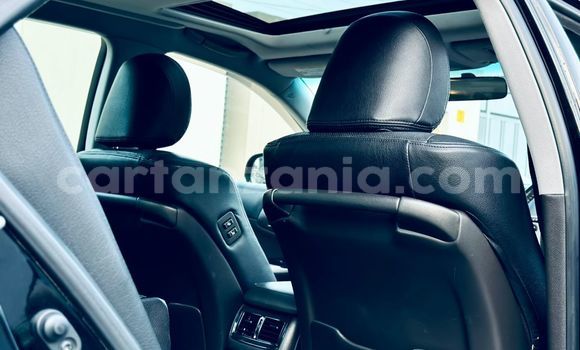 Nunua Imported Toyota Crown Nyeusi Gari ndani ya Dar es Salaam nchini Dar es Salaam Nunua Imported Toyota Crown Nyeusi Gari ndani ya Dar es Salaam nchini Dar es Salaam