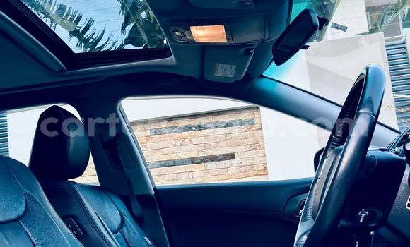 Nunua Imported Toyota Crown Nyeusi Gari ndani ya Dar es Salaam nchini Dar es Salaam Nunua Imported Toyota Crown Nyeusi Gari ndani ya Dar es Salaam nchini Dar es Salaam