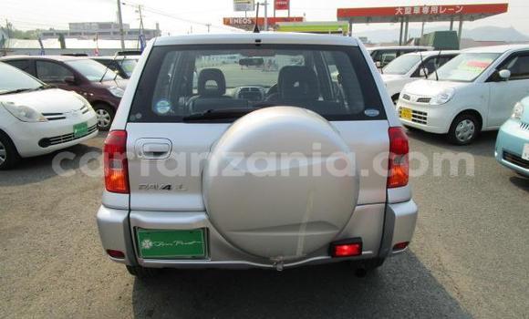 Nunua Ilio tumika Toyota RAV4 Fedha Gari ndani ya Dar es Salaam nchini Dar es Salaam Nunua Ilio tumika Toyota RAV4 Fedha Gari ndani ya Dar es Salaam nchini Dar es Salaam
