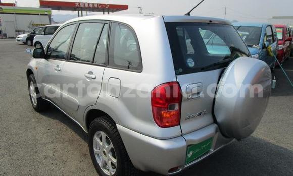 Nunua Ilio tumika Toyota RAV4 Fedha Gari ndani ya Dar es Salaam nchini Dar es Salaam Nunua Ilio tumika Toyota RAV4 Fedha Gari ndani ya Dar es Salaam nchini Dar es Salaam