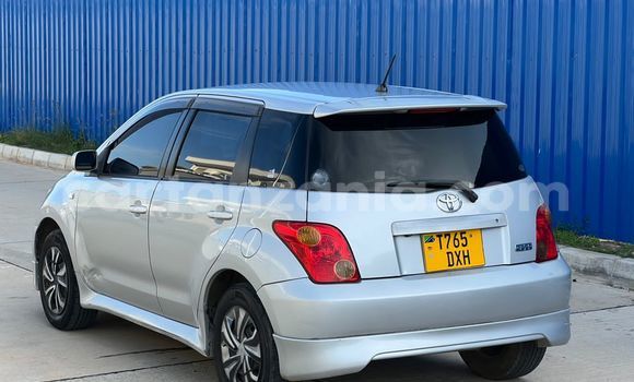 Nunua Imported Toyota IST Nyingine Gari ndani ya Dar es Salaam nchini Dar es Salaam Nunua Imported Toyota IST Nyingine Gari ndani ya Dar es Salaam nchini Dar es Salaam