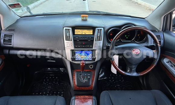 Nunua Ilio tumika Toyota Harrier Nyeusi Gari ndani ya Dar es Salaam nchini Dar es Salaam Nunua Ilio tumika Toyota Harrier Nyeusi Gari ndani ya Dar es Salaam nchini Dar es Salaam