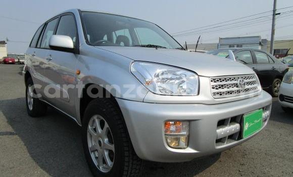 Nunua Ilio tumika Toyota RAV4 Fedha Gari ndani ya Dar es Salaam nchini Dar es Salaam Nunua Ilio tumika Toyota RAV4 Fedha Gari ndani ya Dar es Salaam nchini Dar es Salaam
