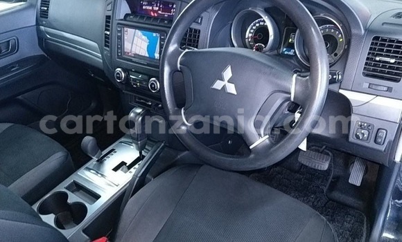 Nunua Imported Mitsubishi Pajero Nyeusi Gari ndani ya Dar es Salaam nchini Dar es Salaam Nunua Imported Mitsubishi Pajero Nyeusi Gari ndani ya Dar es Salaam nchini Dar es Salaam