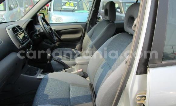 Nunua Ilio tumika Toyota RAV4 Fedha Gari ndani ya Dar es Salaam nchini Dar es Salaam Nunua Ilio tumika Toyota RAV4 Fedha Gari ndani ya Dar es Salaam nchini Dar es Salaam