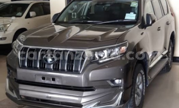 Nunua Imported Toyota Prado Nyingine Gari ndani ya Dar es Salaam nchini Dar es Salaam