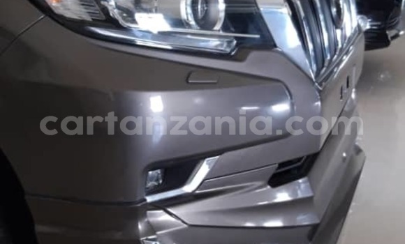 Nunua Imported Toyota Prado Nyingine Gari ndani ya Dar es Salaam nchini Dar es Salaam Nunua Imported Toyota Prado Nyingine Gari ndani ya Dar es Salaam nchini Dar es Salaam