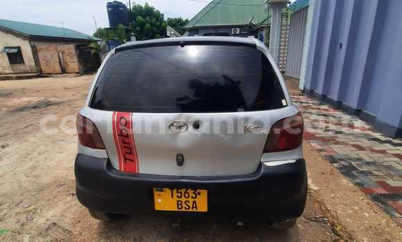 Nunua Ilio tumika Toyota Vitz Fedha Gari ndani ya Dar es Salaam nchini Dar es Salaam Nunua Ilio tumika Toyota Vitz Fedha Gari ndani ya Dar es Salaam nchini Dar es Salaam