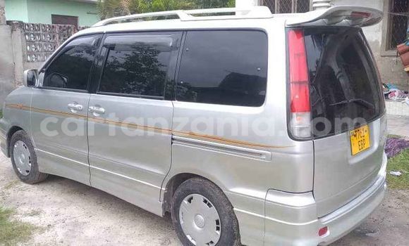 Nunua Ilio tumika Toyota Noah Fedha Gari ndani ya Dar es Salaam nchini Dar es Salaam Nunua Ilio tumika Toyota Noah Fedha Gari ndani ya Dar es Salaam nchini Dar es Salaam