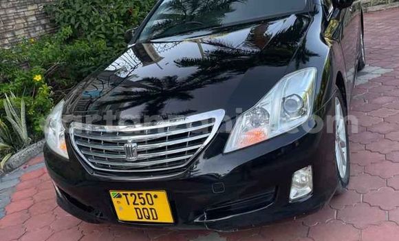 Nunua Ilio tumika Toyota Crown Nyeusi Gari ndani ya Dar es Salaam nchini Dar es Salaam Nunua Ilio tumika Toyota Crown Nyeusi Gari ndani ya Dar es Salaam nchini Dar es Salaam