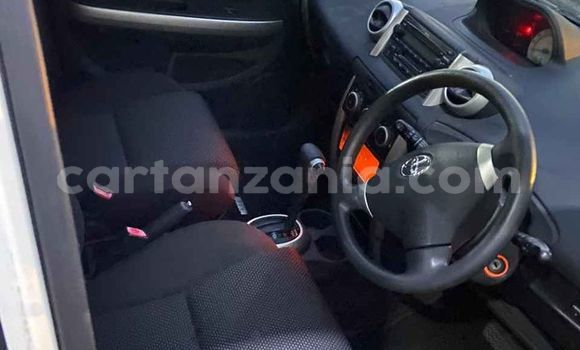 Nunua Ilio tumika Toyota IST Nyeupe Gari ndani ya Dar es Salaam nchini Dar es Salaam Nunua Ilio tumika Toyota IST Nyeupe Gari ndani ya Dar es Salaam nchini Dar es Salaam