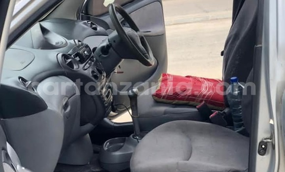 Nunua Ilio tumika Toyota Vitz Fedha Gari ndani ya Dar es Salaam nchini Dar es Salaam Nunua Ilio tumika Toyota Vitz Fedha Gari ndani ya Dar es Salaam nchini Dar es Salaam