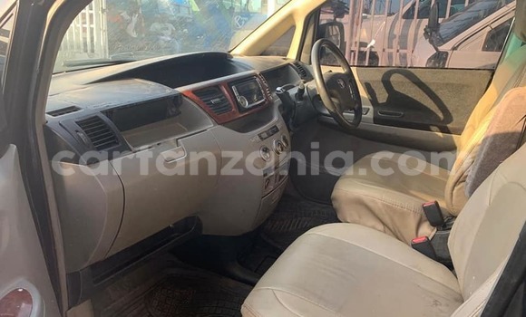 Buy Used Toyota Noah Black Car in Dar es Salaam in Dar es Salaam Buy Used Toyota Noah Black Car in Dar es Salaam in Dar es Salaam