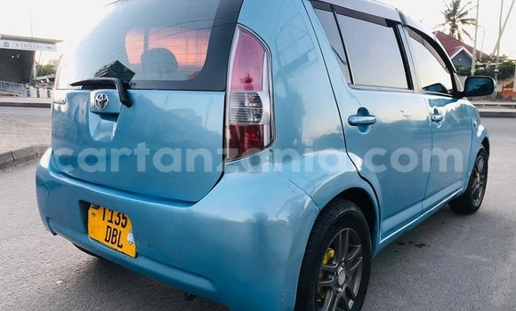 Nunua Ilio tumika Toyota Passo Bluu Gari ndani ya Dar es Salaam nchini Dar es Salaam