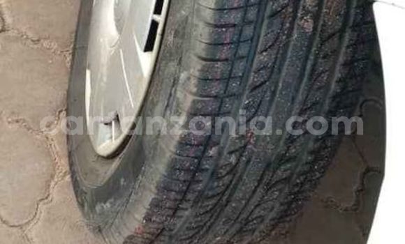 Nunua Ilio tumika Toyota Noah Fedha Gari ndani ya Dar es Salaam nchini Dar es Salaam Nunua Ilio tumika Toyota Noah Fedha Gari ndani ya Dar es Salaam nchini Dar es Salaam