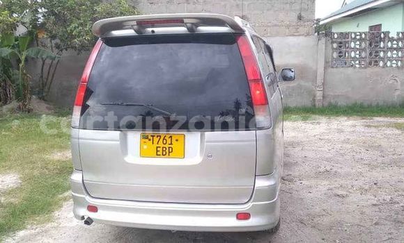 Nunua Ilio tumika Toyota Noah Fedha Gari ndani ya Dar es Salaam nchini Dar es Salaam Nunua Ilio tumika Toyota Noah Fedha Gari ndani ya Dar es Salaam nchini Dar es Salaam