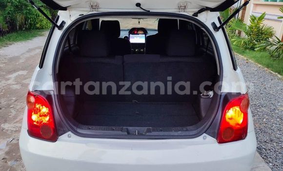 Buy Used Toyota IST White Car in Dar es Salaam in Dar es Salaam Buy Used Toyota IST White Car in Dar es Salaam in Dar es Salaam