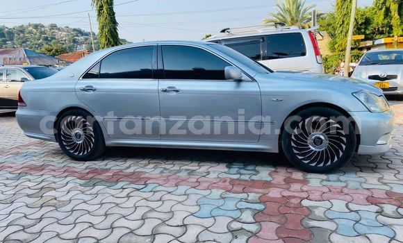 Buy Used Toyota Crown Silver Car in Dar es Salaam in Dar es Salaam Buy Used Toyota Crown Silver Car in Dar es Salaam in Dar es Salaam